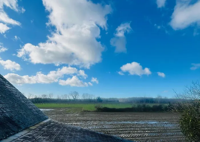 Les Du Mesnil Standard Equemauville