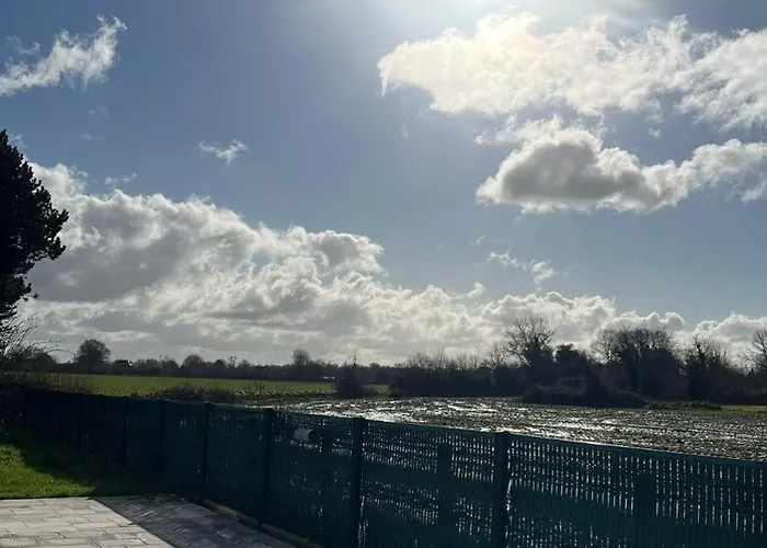 Les Du Mesnil Standard Bed & Breakfast