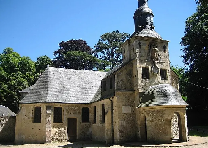 Les Du Mesnil Standard Bed & Breakfast